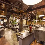 Fletcher Hotel-restaurant Klein Zwitserland Hotel 4*