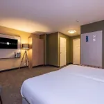 Отель Fletcher Hotel-restaurant Klein Zwitserland Heelsum
