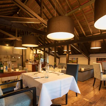 فندق Fletcher Hotel-restaurant Klein Zwitserland 4*