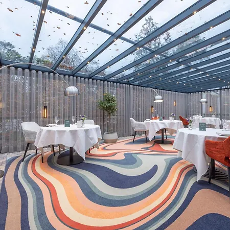 Fletcher Hotel-restaurant Klein Zwitserland 4* هيلسوم