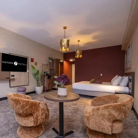 Fletcher Hotel-restaurant Klein Zwitserland Отель Heelsum