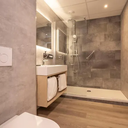 Fletcher Hotel-restaurant Klein Zwitserland 4*