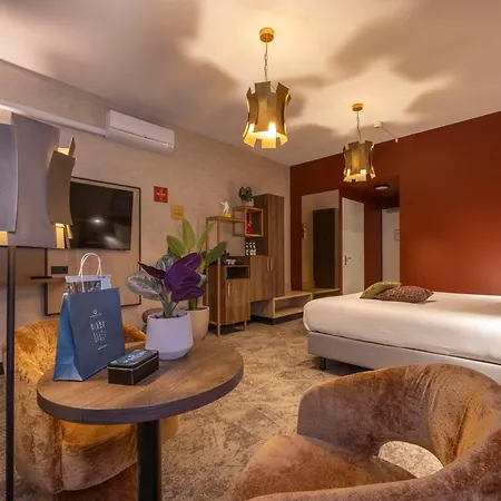 Fletcher Hotel-restaurant Klein Zwitserland فندق 4*