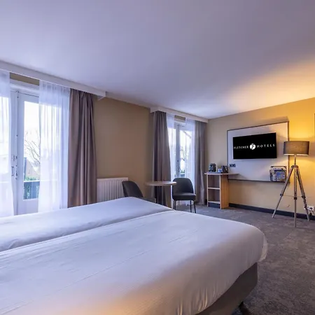 فندق Fletcher Hotel-restaurant Klein Zwitserland 4*