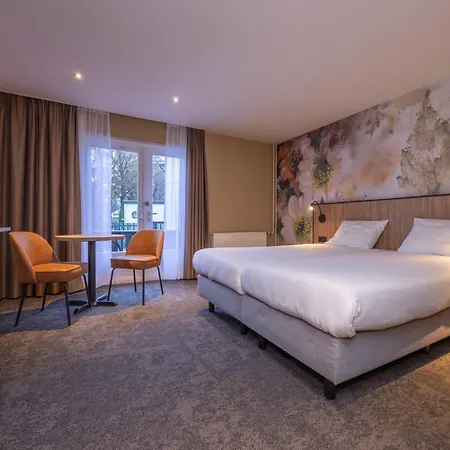 فندق Fletcher Hotel-restaurant Klein Zwitserland هيلسوم