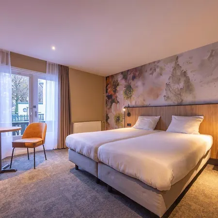 Fletcher Hotel-restaurant Klein Zwitserland 4* هيلسوم