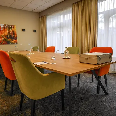 Fletcher Hotel-restaurant Klein Zwitserland 4* Heelsum
