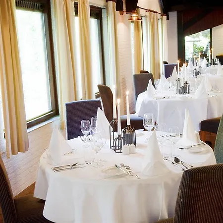 Fletcher Hotel-restaurant Klein Zwitserland فندق هيلسوم