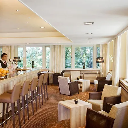 فندق Fletcher Hotel-restaurant Klein Zwitserland 4*