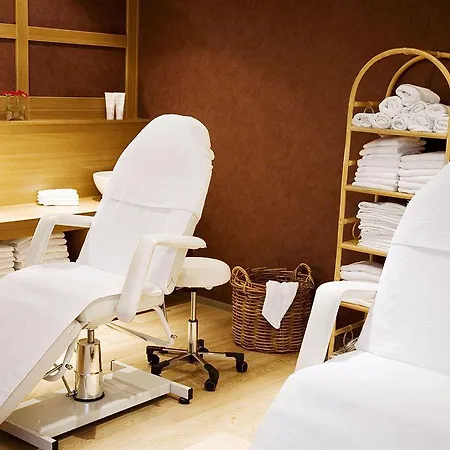 Fletcher Hotel-restaurant Klein Zwitserland 4* Heelsum