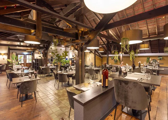 Fletcher Hotel-restaurant Klein Zwitserland Hotell 4*