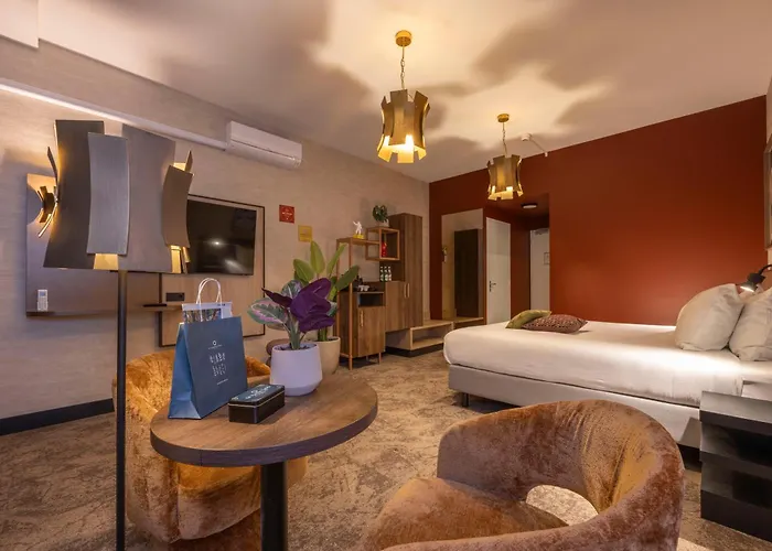 Fletcher Hotel-restaurant Klein Zwitserland Hotell 4*