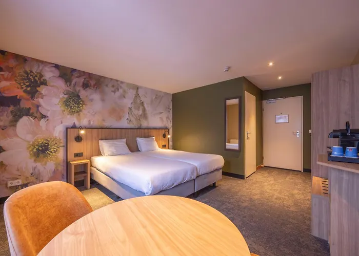 Fletcher Hotel-restaurant Klein Zwitserland 4* Heelsum