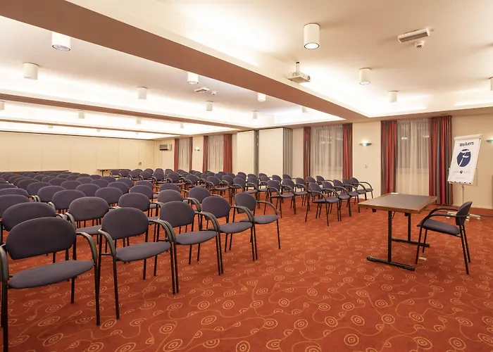 Fletcher Hotel-restaurant Klein Zwitserland 4*