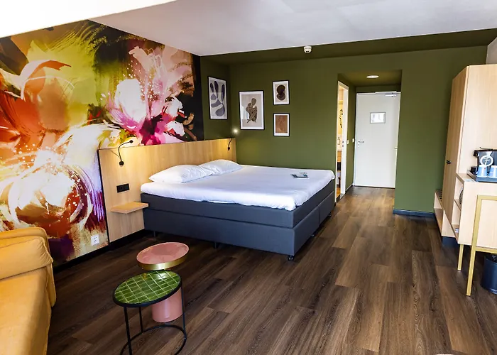 Fletcher Hotel-restaurant Klein Zwitserland Hotell 4*