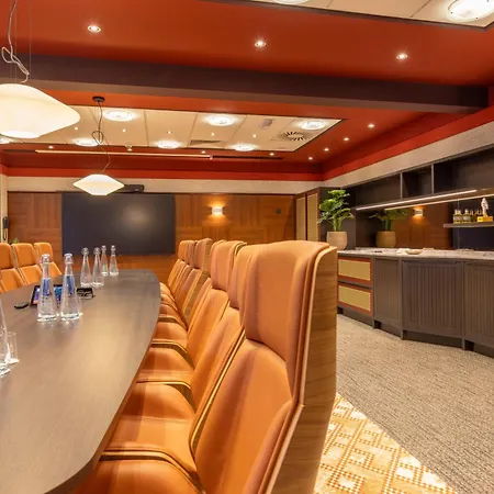 Fletcher Hotel-restaurant Klein Zwitserland Hotell Heelsum