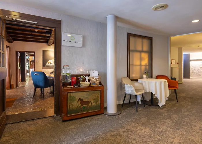 Fletcher Hotel-restaurant Klein Zwitserland Hotel 4*