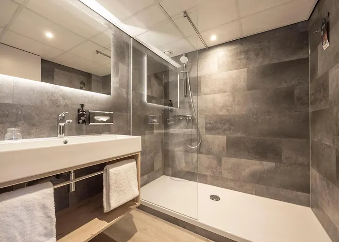 Fletcher Hotel-restaurant Klein Zwitserland Hotel 4*