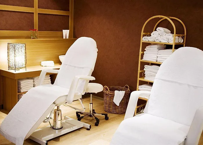 Fletcher Hotel-restaurant Klein Zwitserland 4* Heelsum